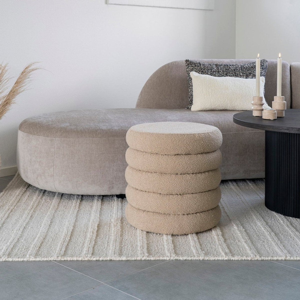 Brooklyn puff med lagring beige ø44 cm - Lindas Dekor