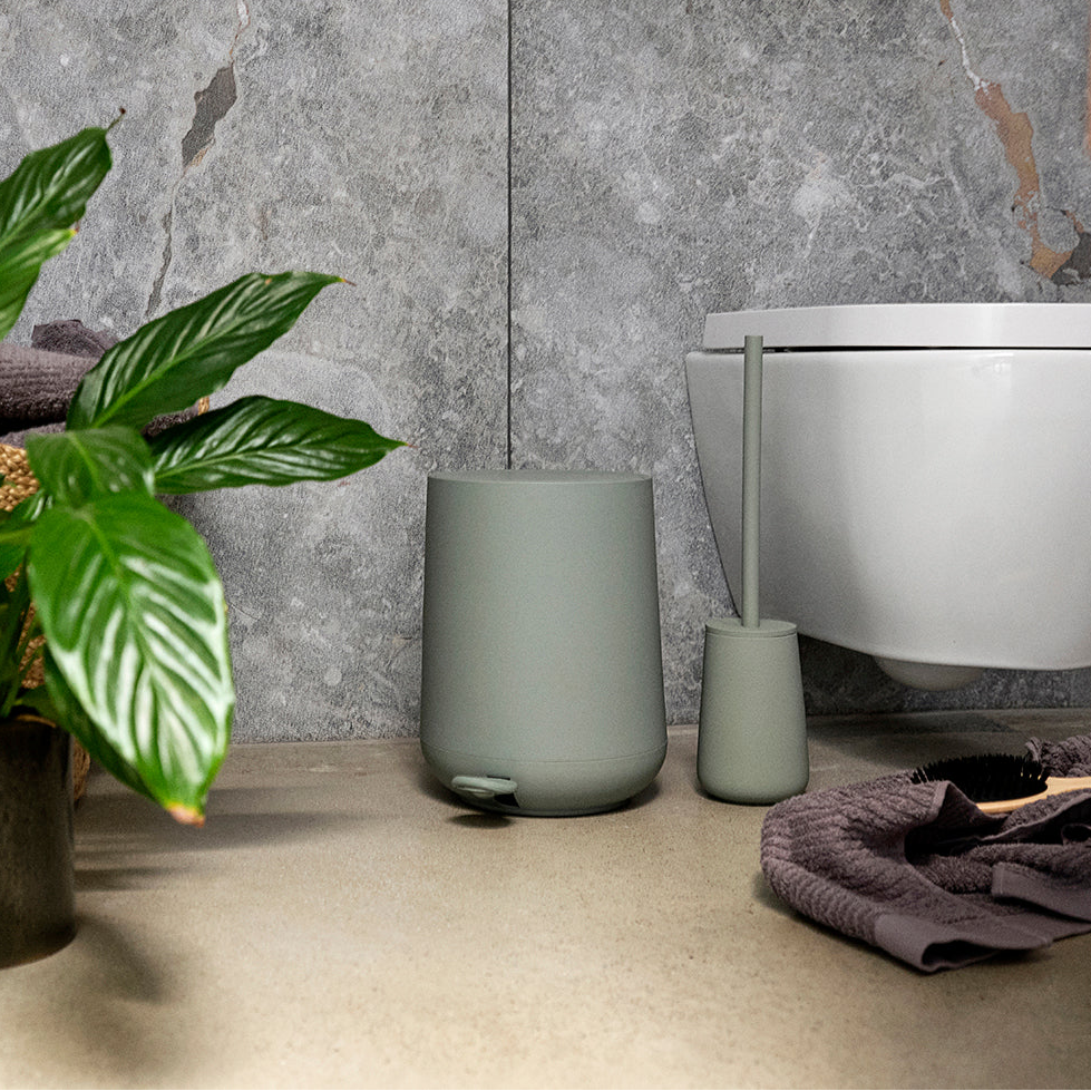 Nova One toalettbørste fra Zone Denmark til moderne bad