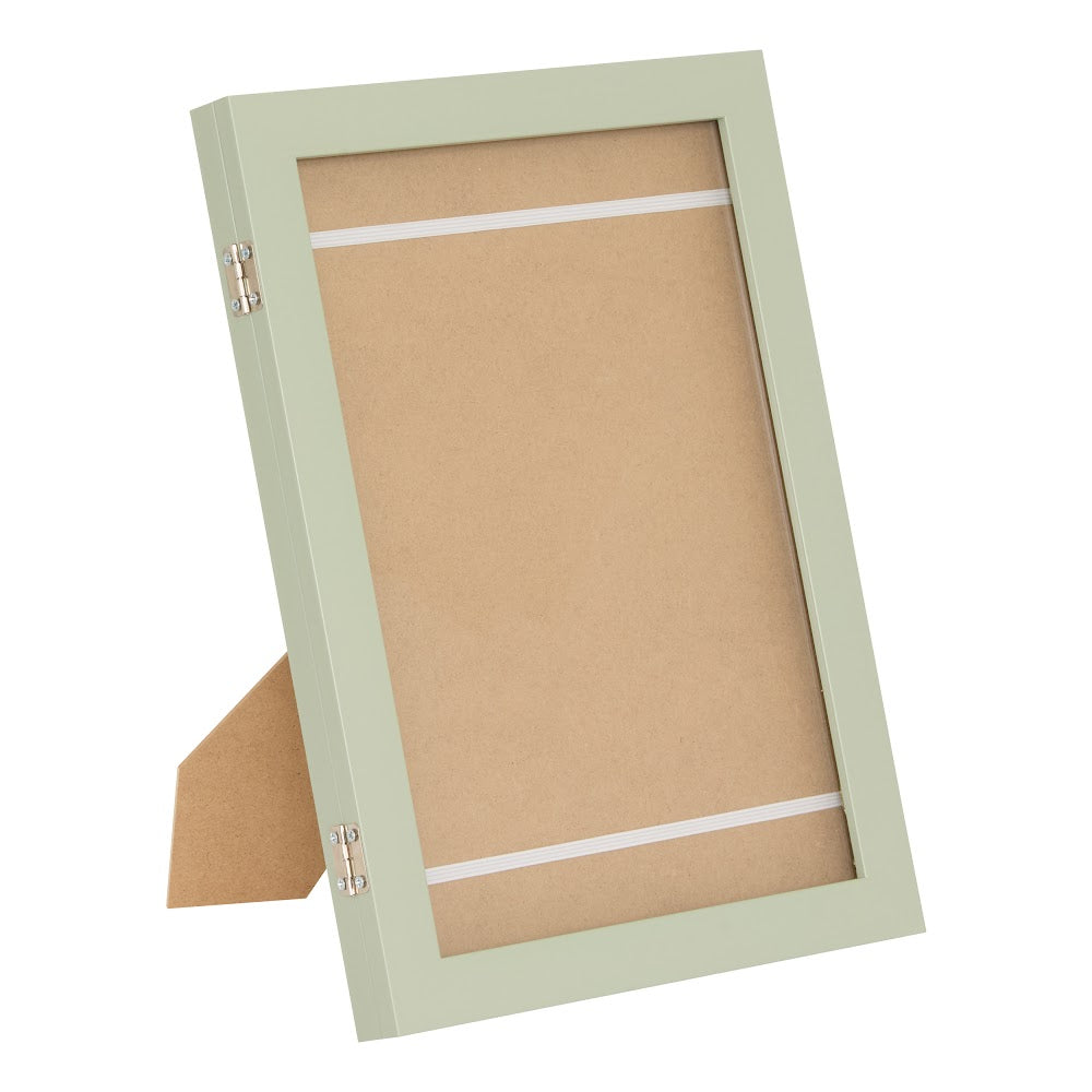 Grønn Dessy tegneramme 23,8 x 32,6 cm med barnas tegning, dekorativ ramme til barnerom.