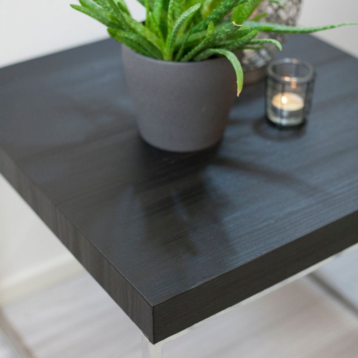 Vareprøve: Quadro kontaktplast sort