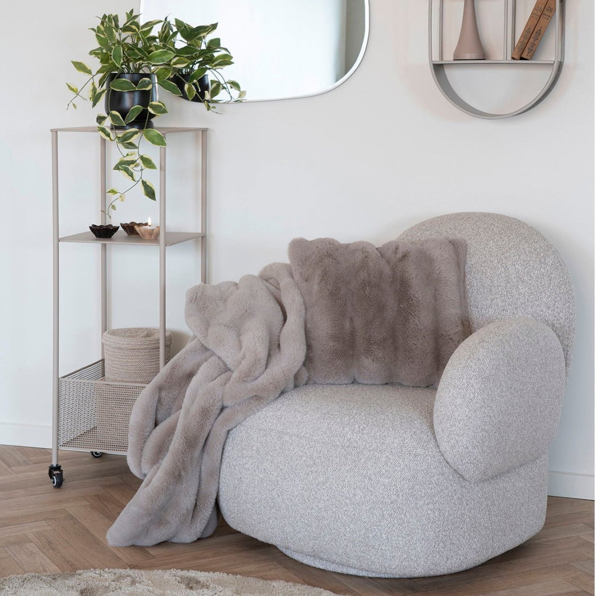 Torres vogn med tre hyller 35 x 35 x 100 cm, sand - Lindas Dekor
