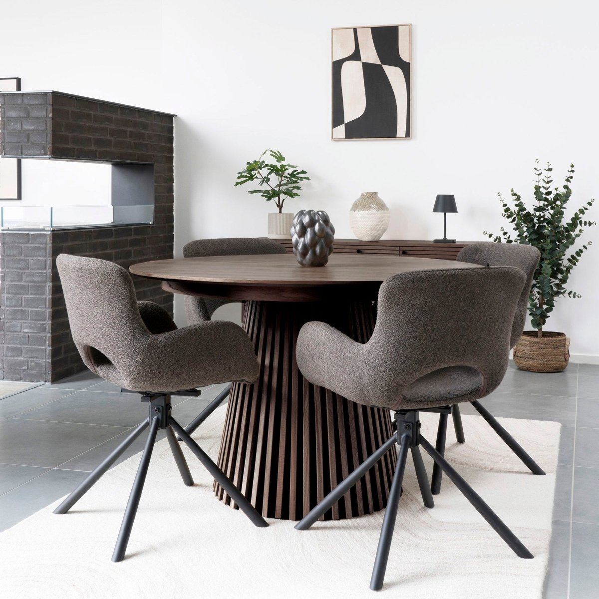 Osaka spisebord smoked oak veneer, uttrekkbart 120 - 240 cm - Lindas Dekor