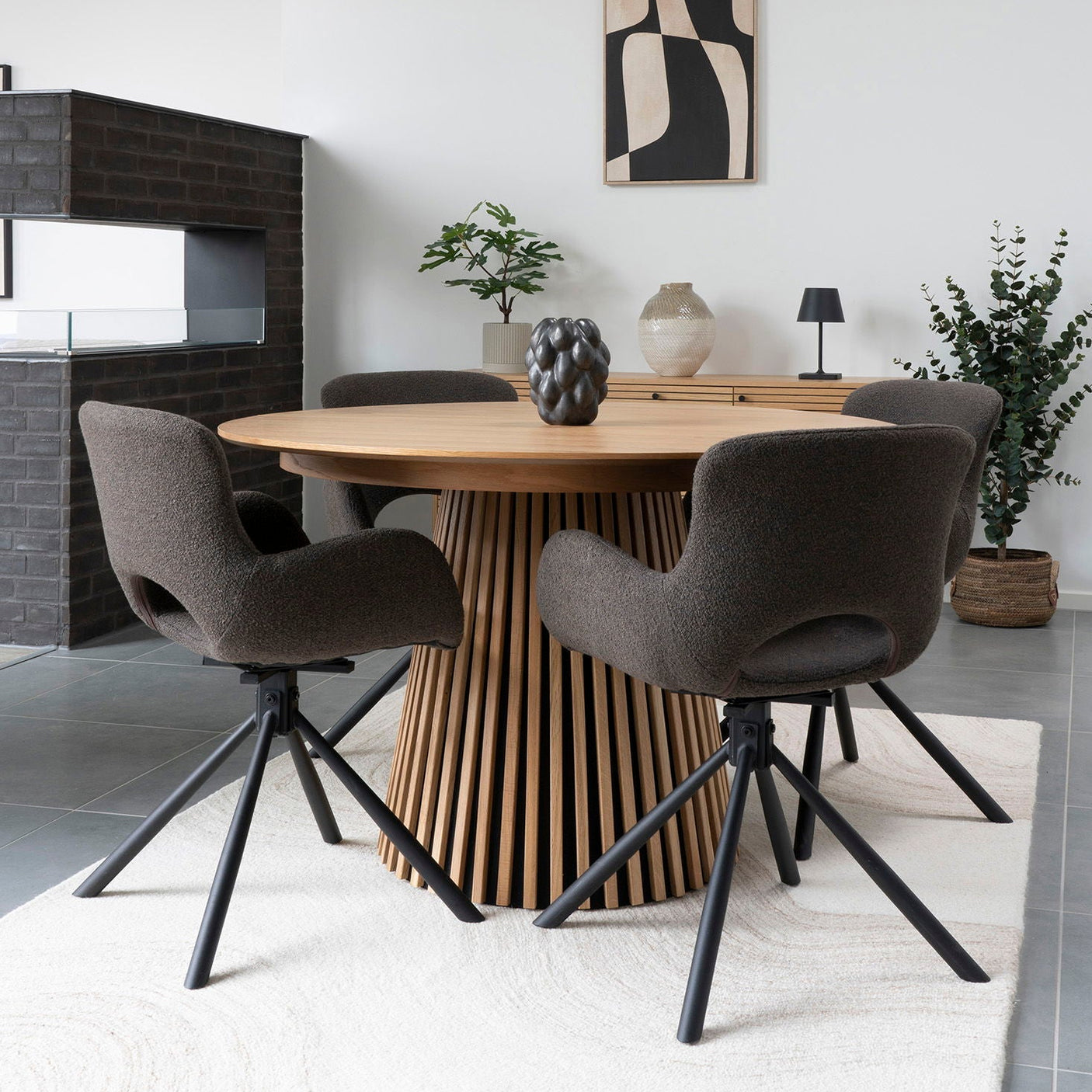 Osaka uttrekkbart spisebord natur eikefiner 120–200 cm