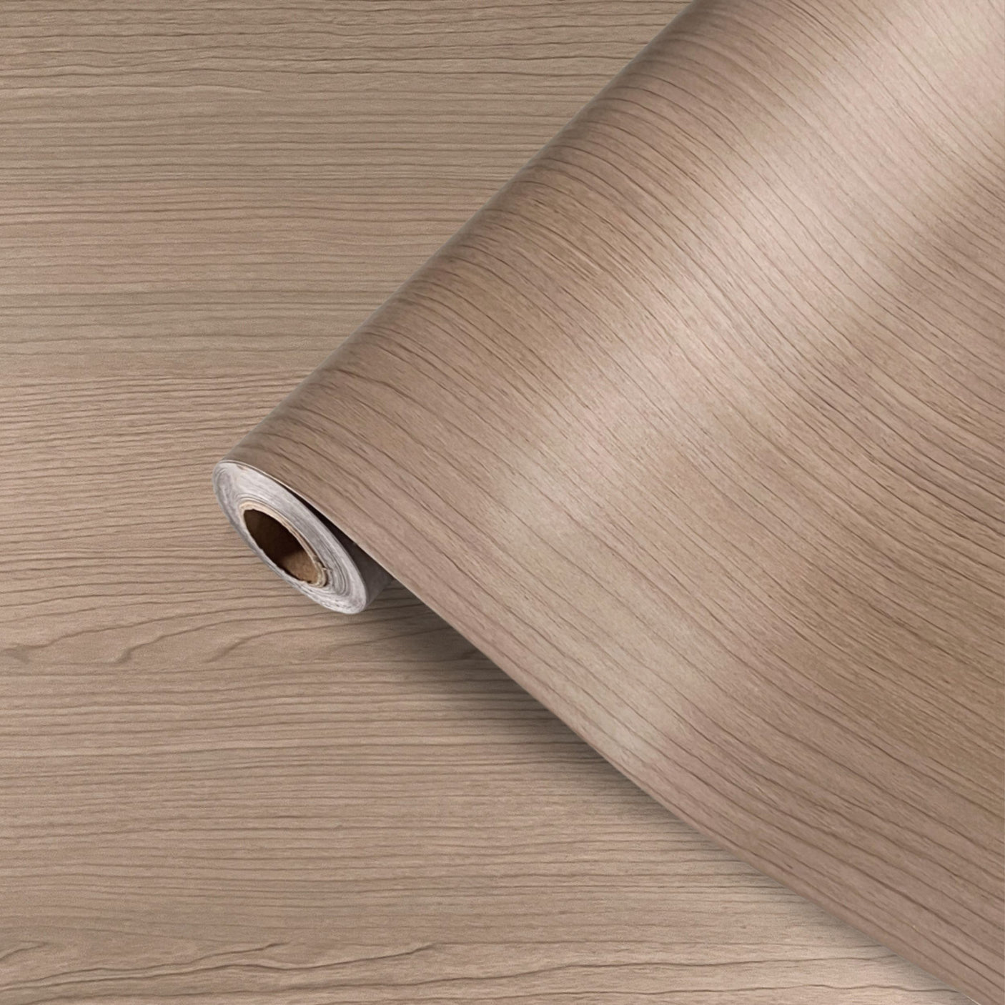 Dekorfolie med trestruktur og naturlig trefarge.