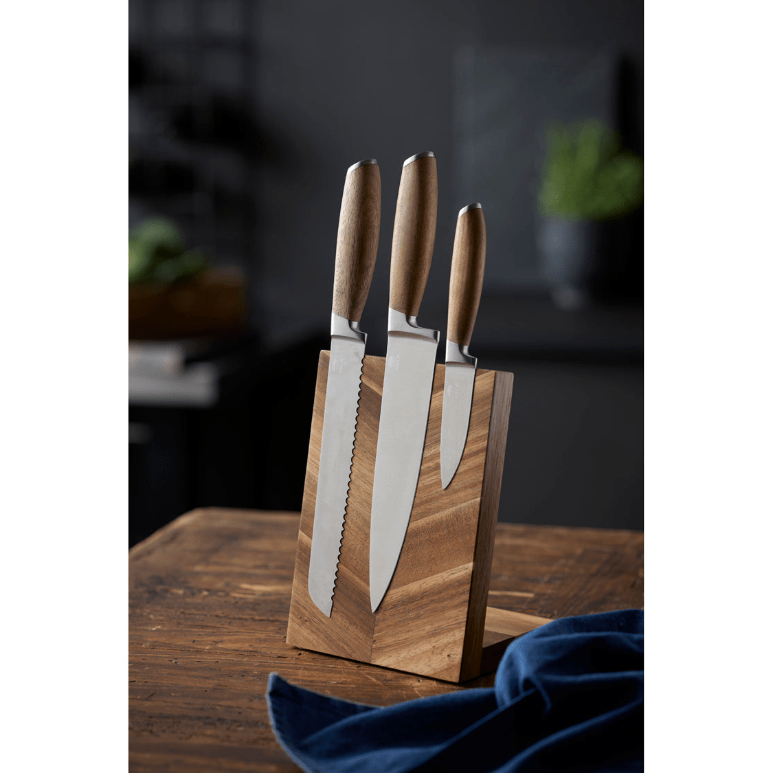 Magnetisk knivblokk Akasietre - Lindas Dekor