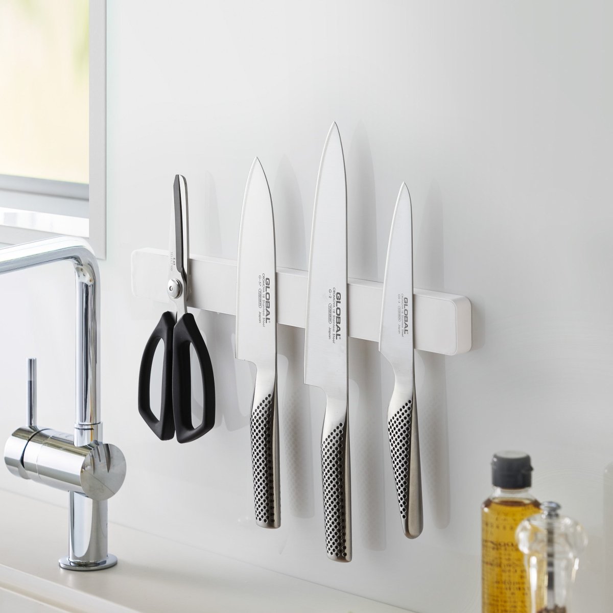 Magnetisk knivholder hvit - Lindas Dekor