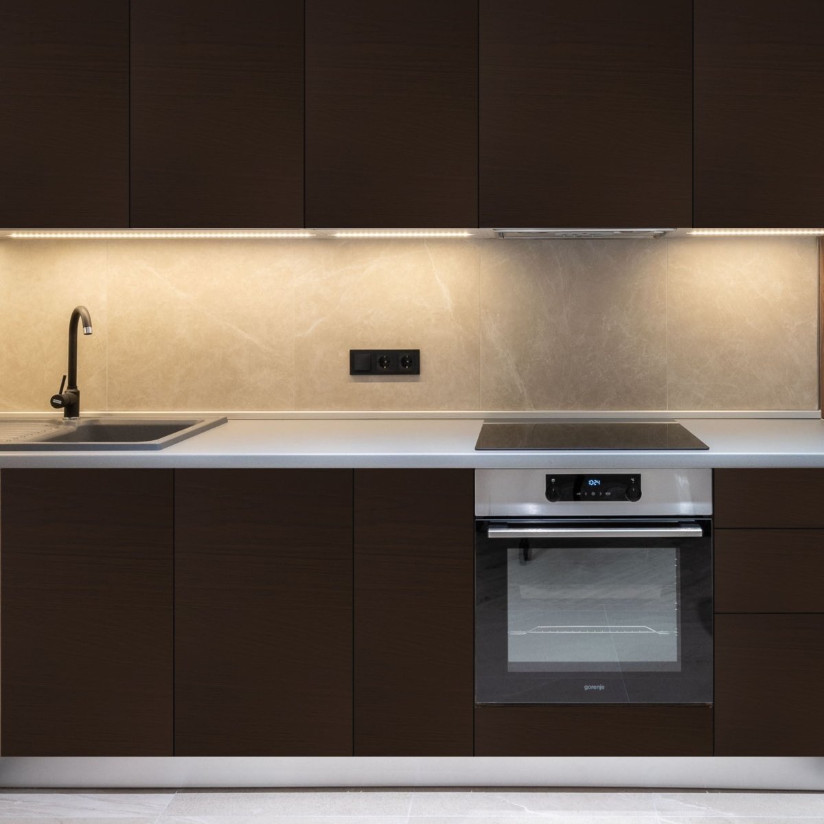 Deep chocolate supermatt kontaktplast 62 cm x 5 m - Lindas Dekor