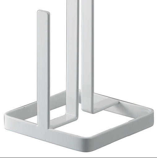 Minimalistisk tørkepapirholder som passer til alle kjøkken.