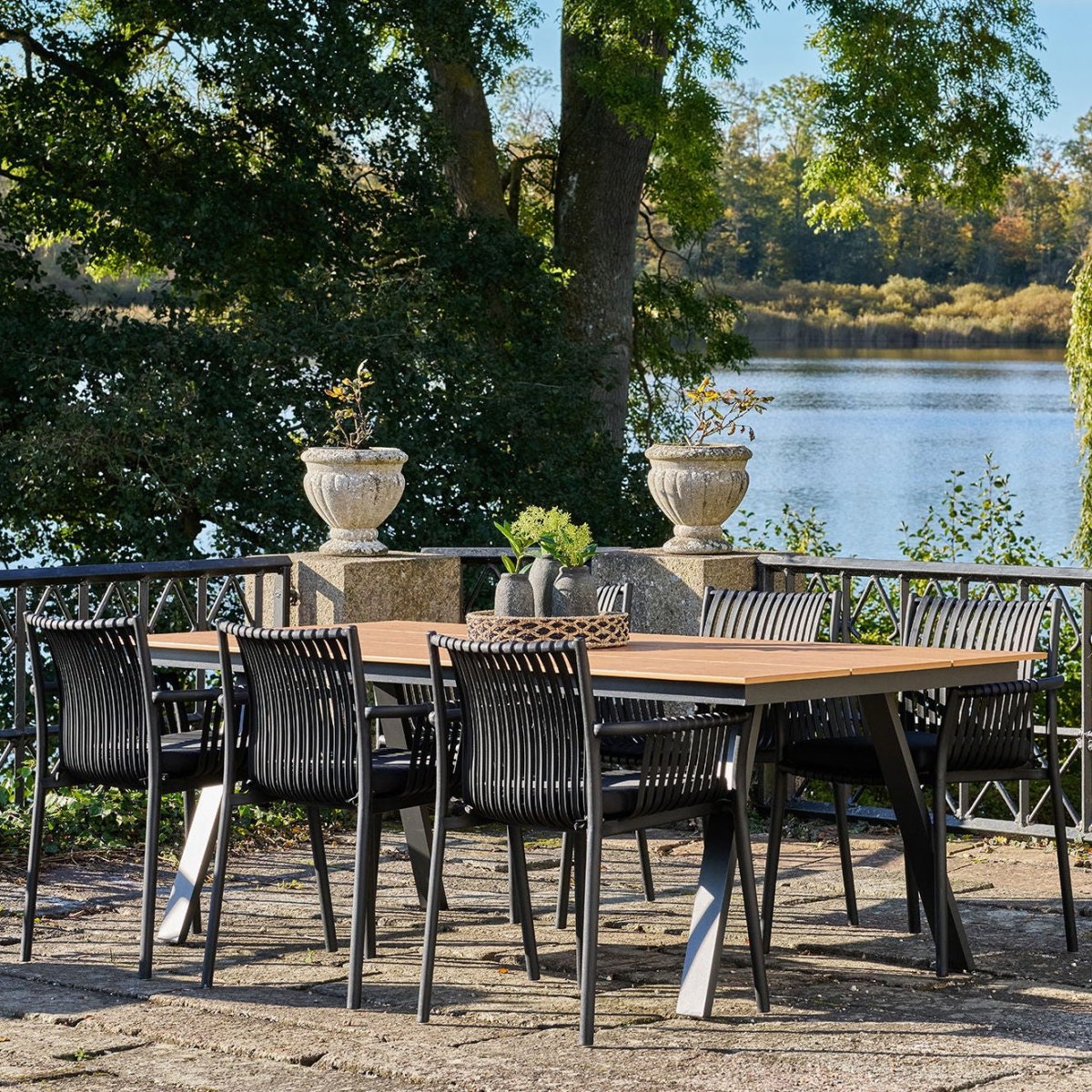 4 - pk Tulsa hagestol sort - Lindas Dekor