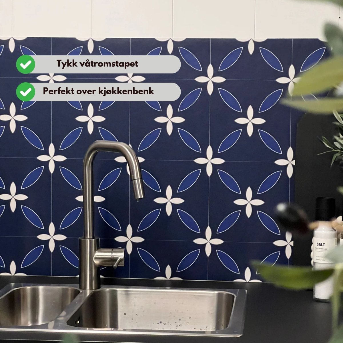 Classic Navy selvklebende backsplash - Lindas Dekor