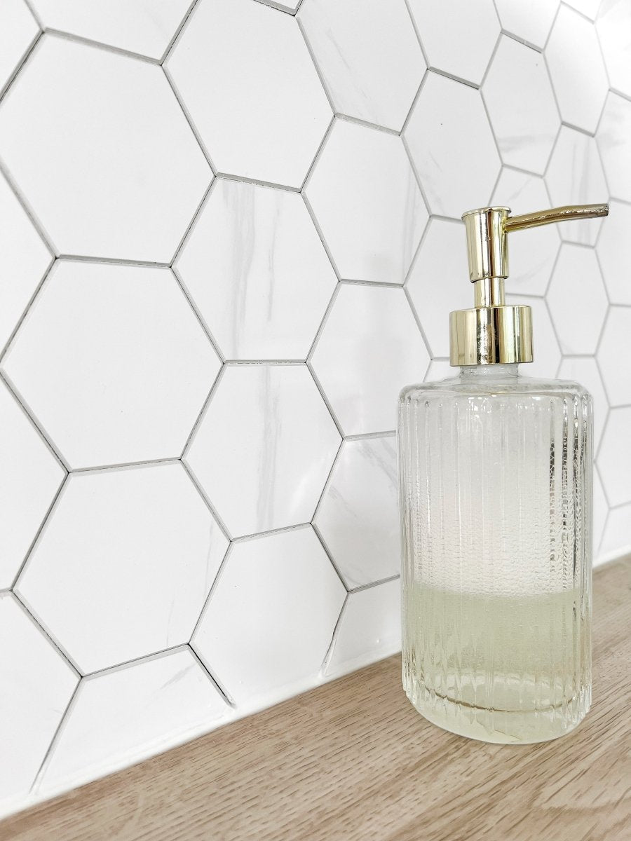 Vareprøve: Stein Hexagon marmor selvklebende veggfliser - Lindas Dekor