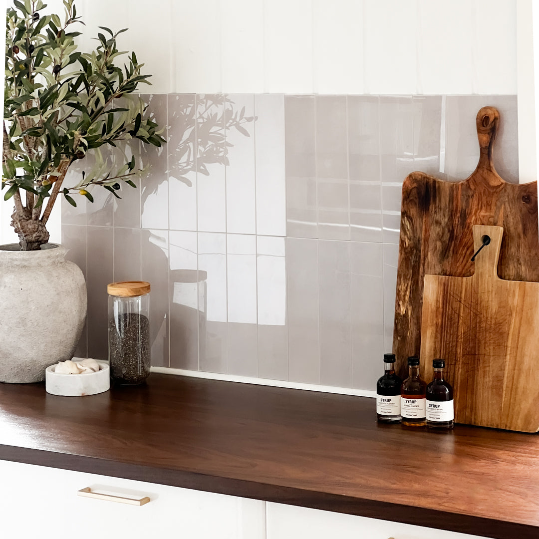 Louise gloss creme selvklebende veggfliser