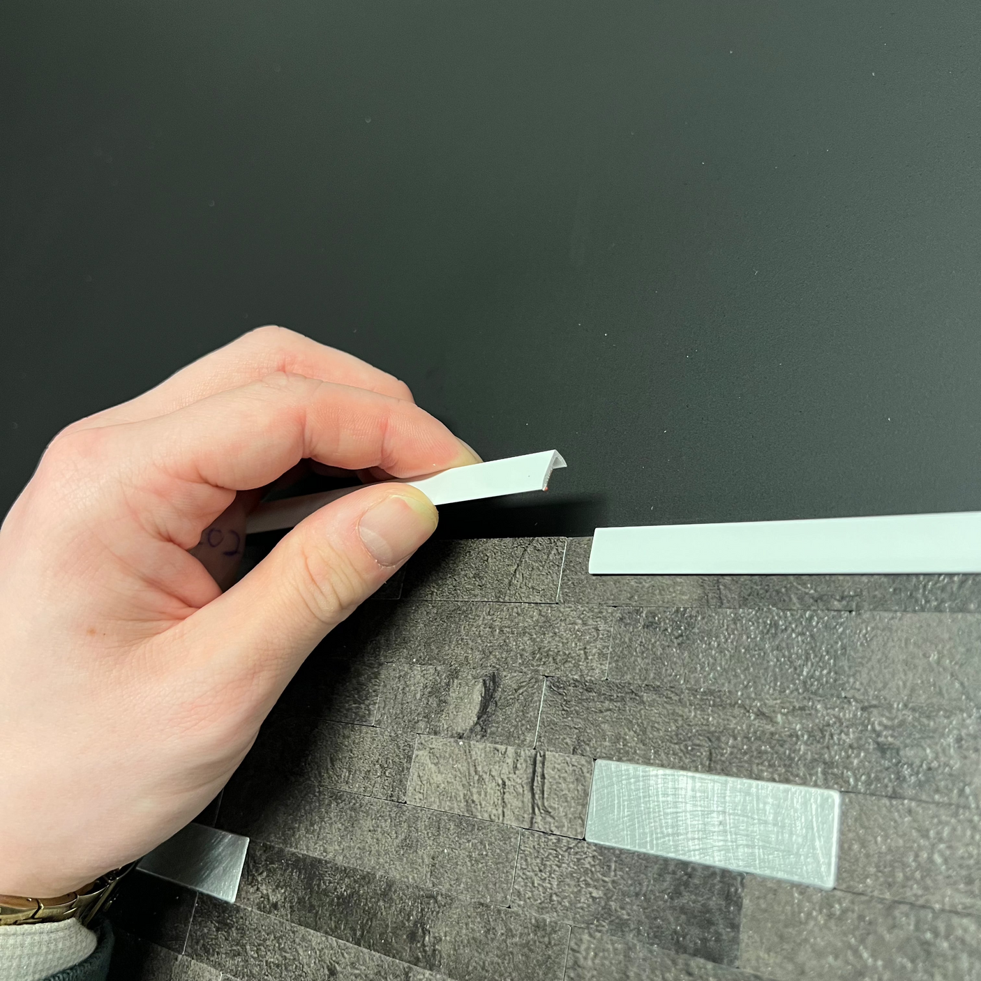 10-pk Endelister til selvklebende fliser, hvit