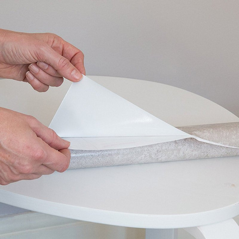 "Kjøkkenbenkeplate fornyet med Avellino stone kontaktplast lys betong look skandinavisk kjøkken moderne"