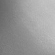 Aluminium kontaktplast imiterer børstet aluminium. Den gir et moderne og stilrent preg som passer på kjøleskapet, vaskemaskinen og baderommet.