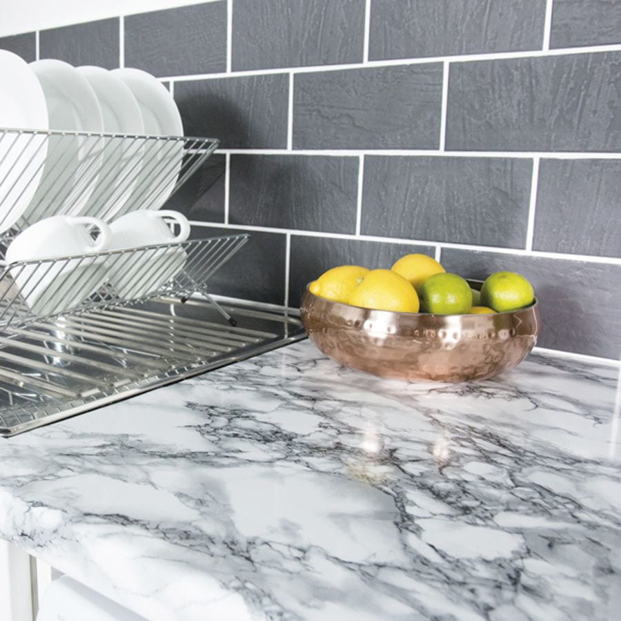 Marmor hvit/sort kontaktplast