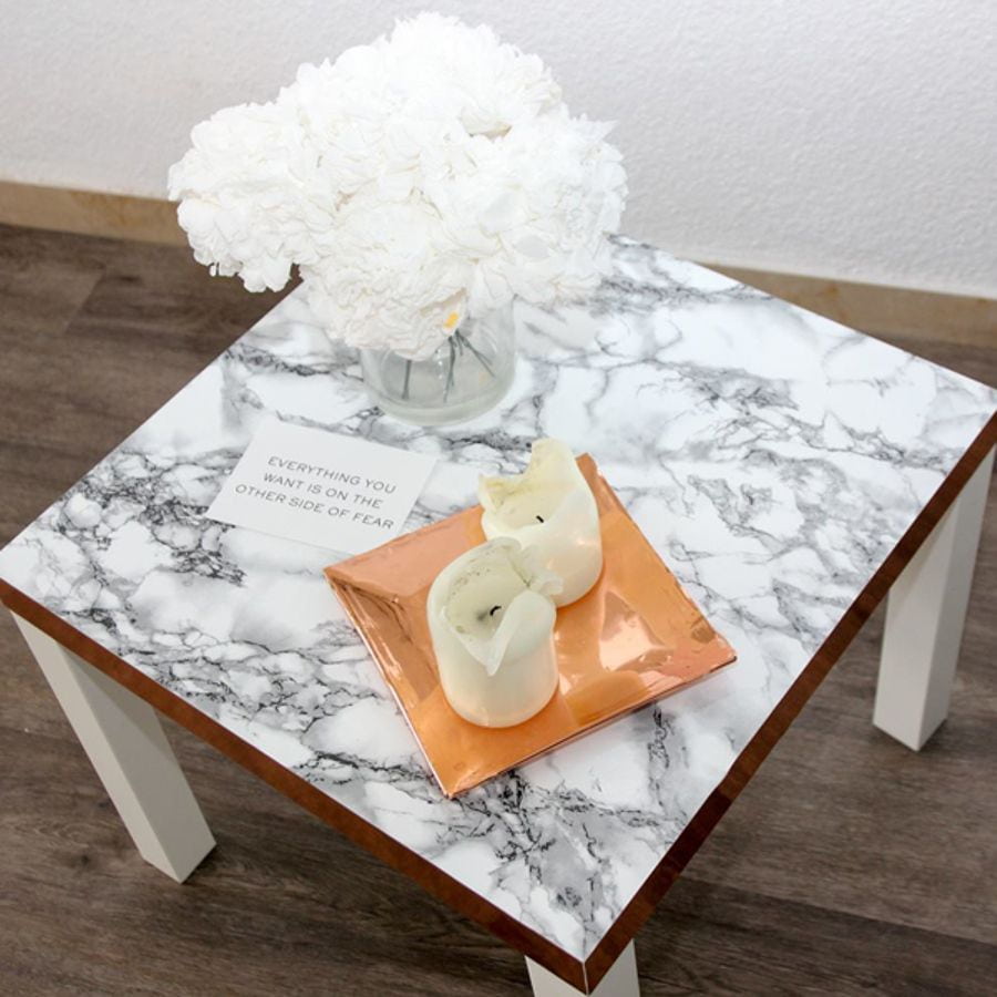 Marmor hvit/sort kontaktplast