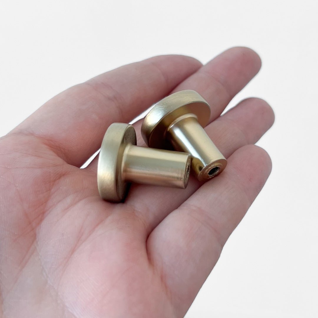 Knott, børstet messing 22 mm - Lindas Dekor