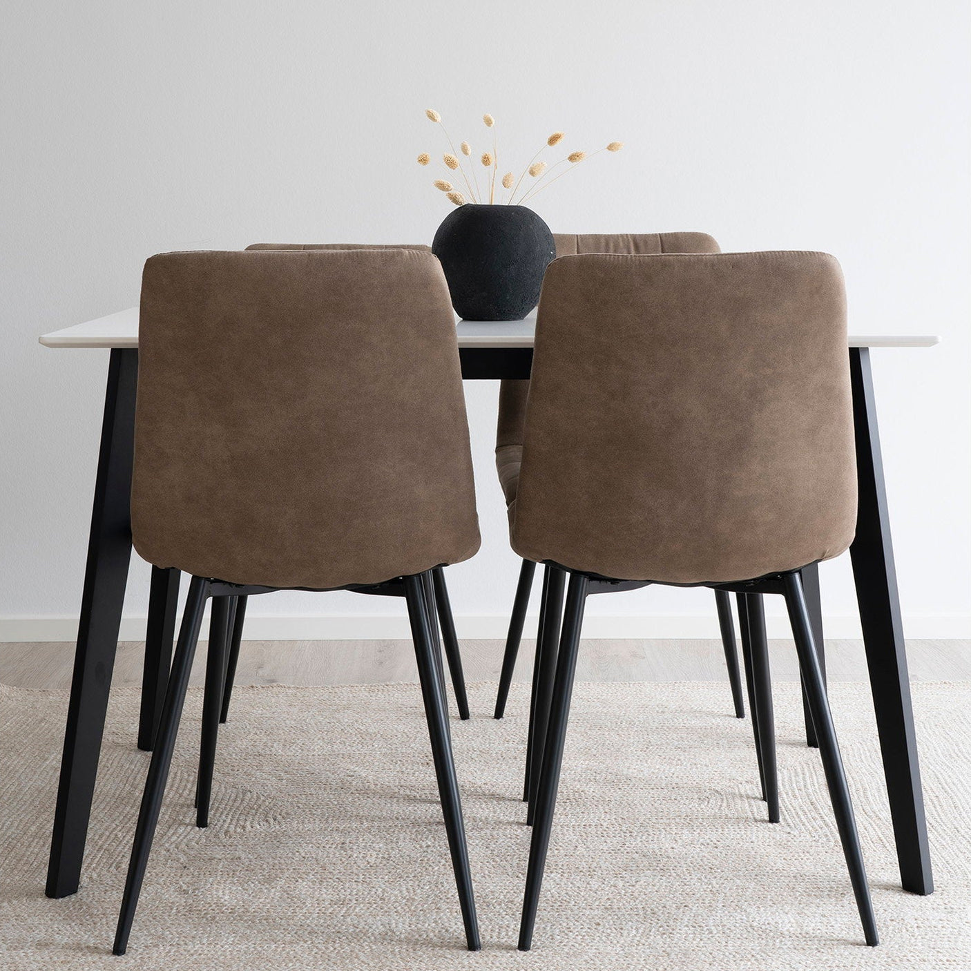2-pk Middelfart spisestol lys brun