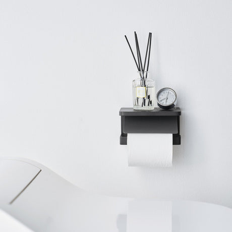 Veggmontert toalettpapirholder sort - Lindas Dekor