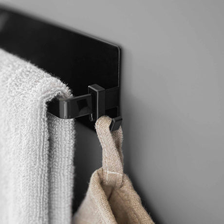 Selvklebende håndkleholder til kjøkken og bad