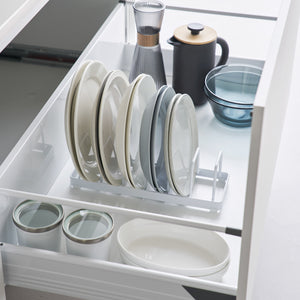 Tallerkenstativ hvit