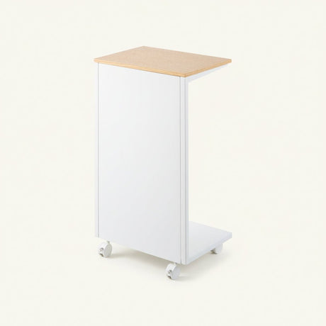 Sidebord med treplate og hjul hvit 55 x 31 cm - Lindas Dekor