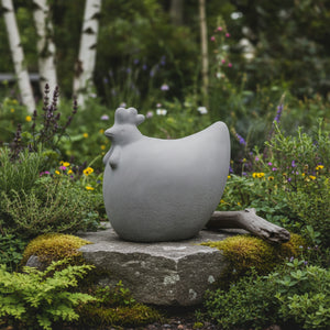 DBKD betonghøne stor dekorfigur i grå betong 18 cm høy for hage og uteplass.