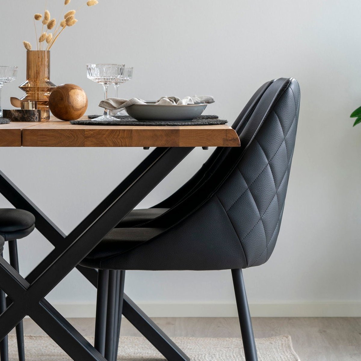Spisebord i eikefinér 140 cm | Toulon – Lindas Dekor