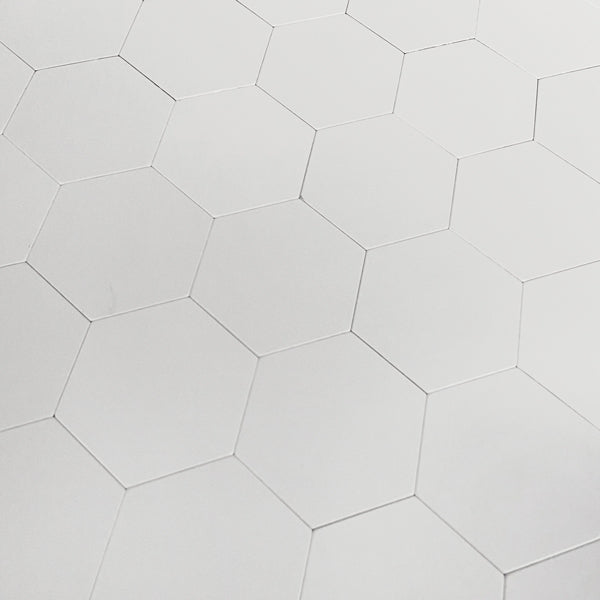 Vareprøve: Hexagon hvit matt selvklebende veggfliser