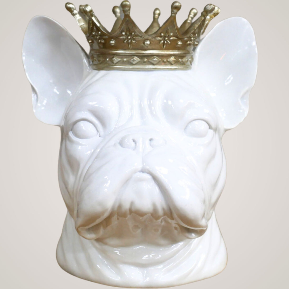 King Winston, figur