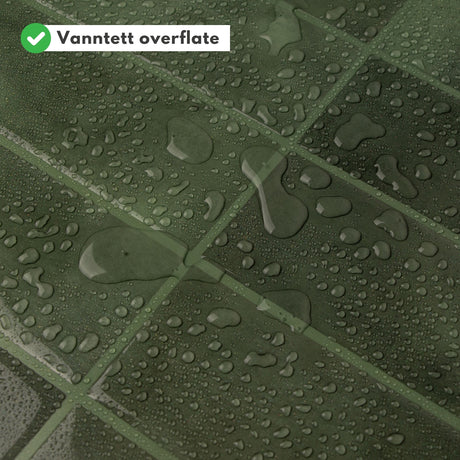 Nærbilde av Adelina grønn flis med realistisk glossy overflate – gir ekte flisfølelse.