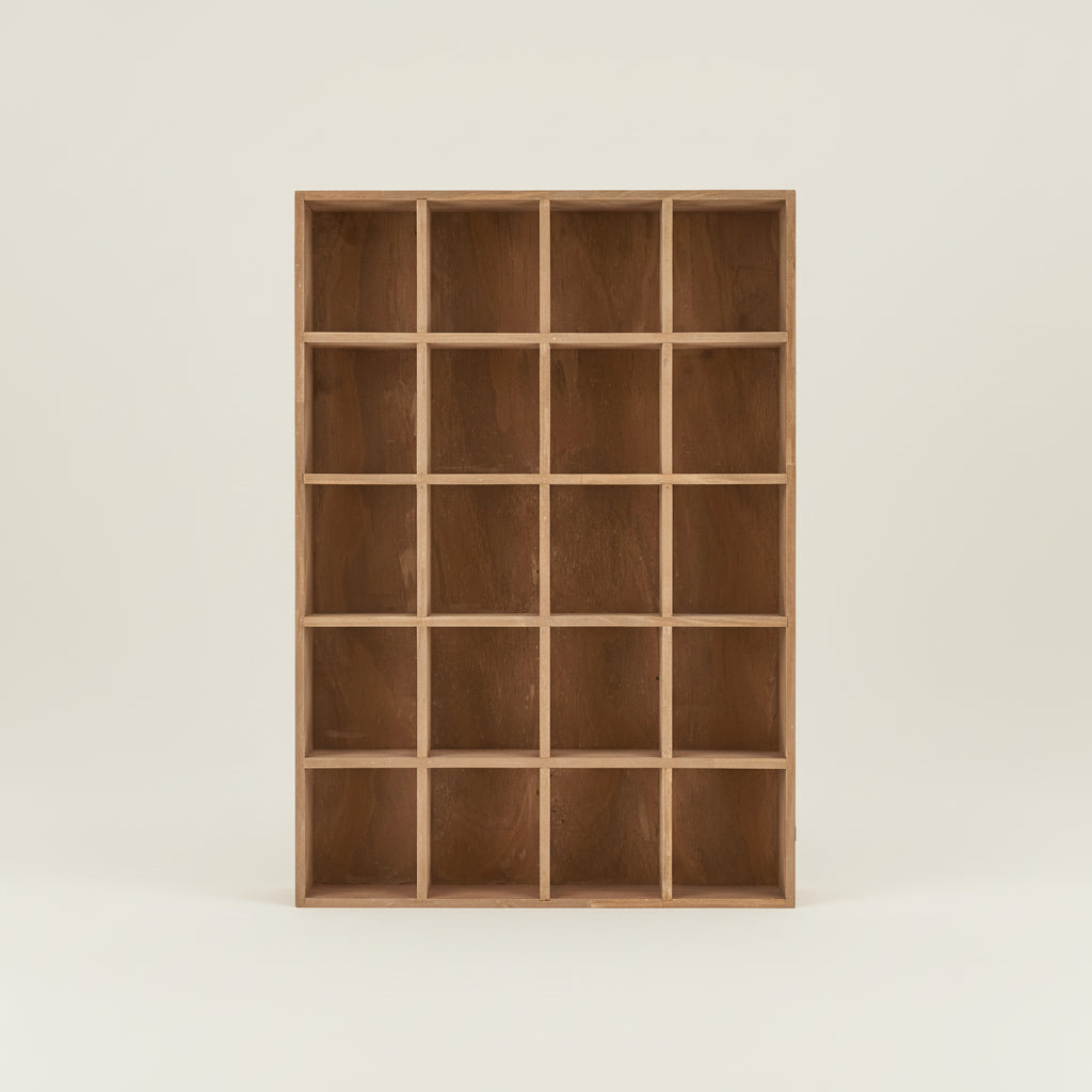 Veggoppbevaring natur tre