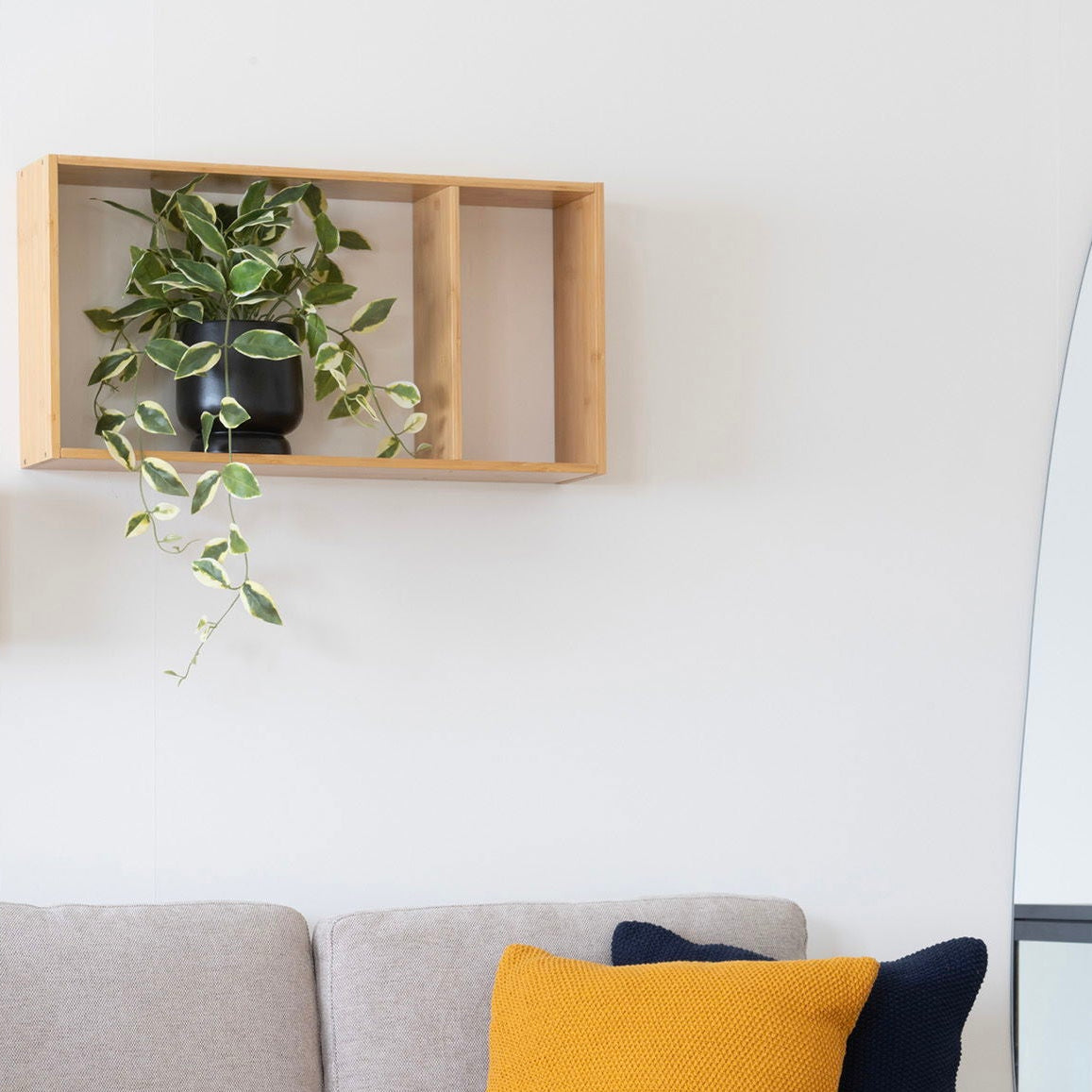 Rektangulær vegghylle i bambus natur