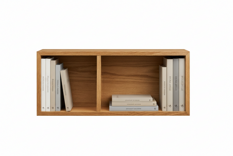 Vegghylle over spisebord i eik