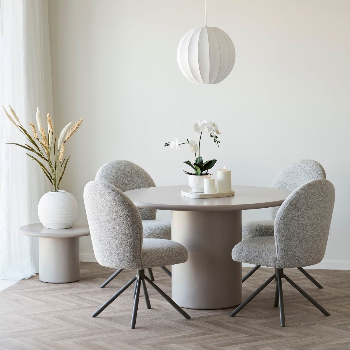 Stor rund vase keramisk hvit ø 30 cm - Lindas Dekor