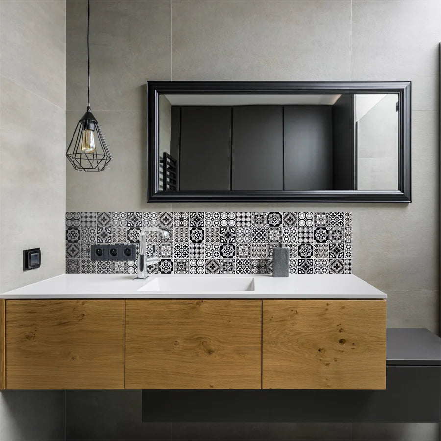 Mosaic Black & White selvklebende backsplash