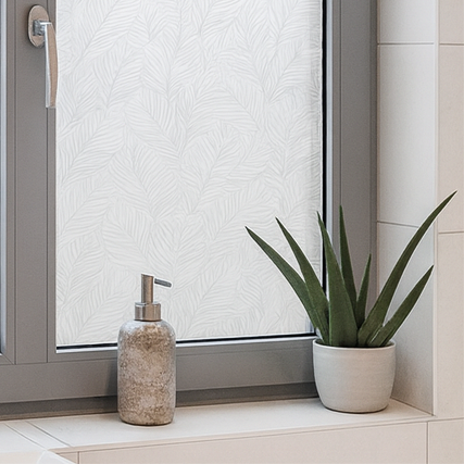 Nærbilde av Static Premium Blader vindusfolie – elegant bladmønster