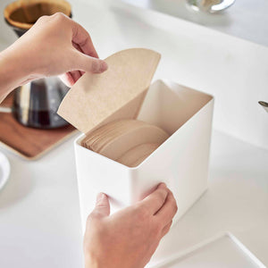 Oppbevaringsboks til kaffefilter og kapsler hvit 1,9L - Lindas Dekor