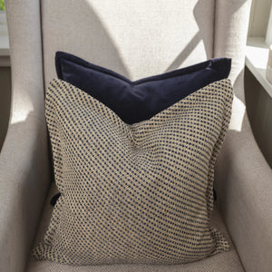 Klassisk putetrekk til sofa og seng fra Halvor Bakke