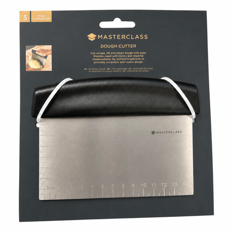 MasterClass-deigskrape i originalemballasjen med sort håndtak og blad i rustfritt stål. - Lindas dekor 