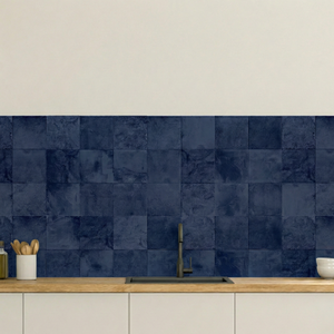 Bodø mørkeblå selvklebende fliser
