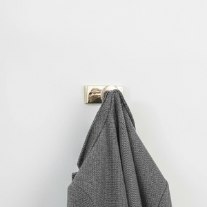 Knagg i sølv metall