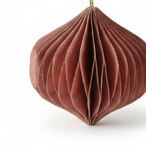 julepynt brun papir ornament med glitrende detaljer