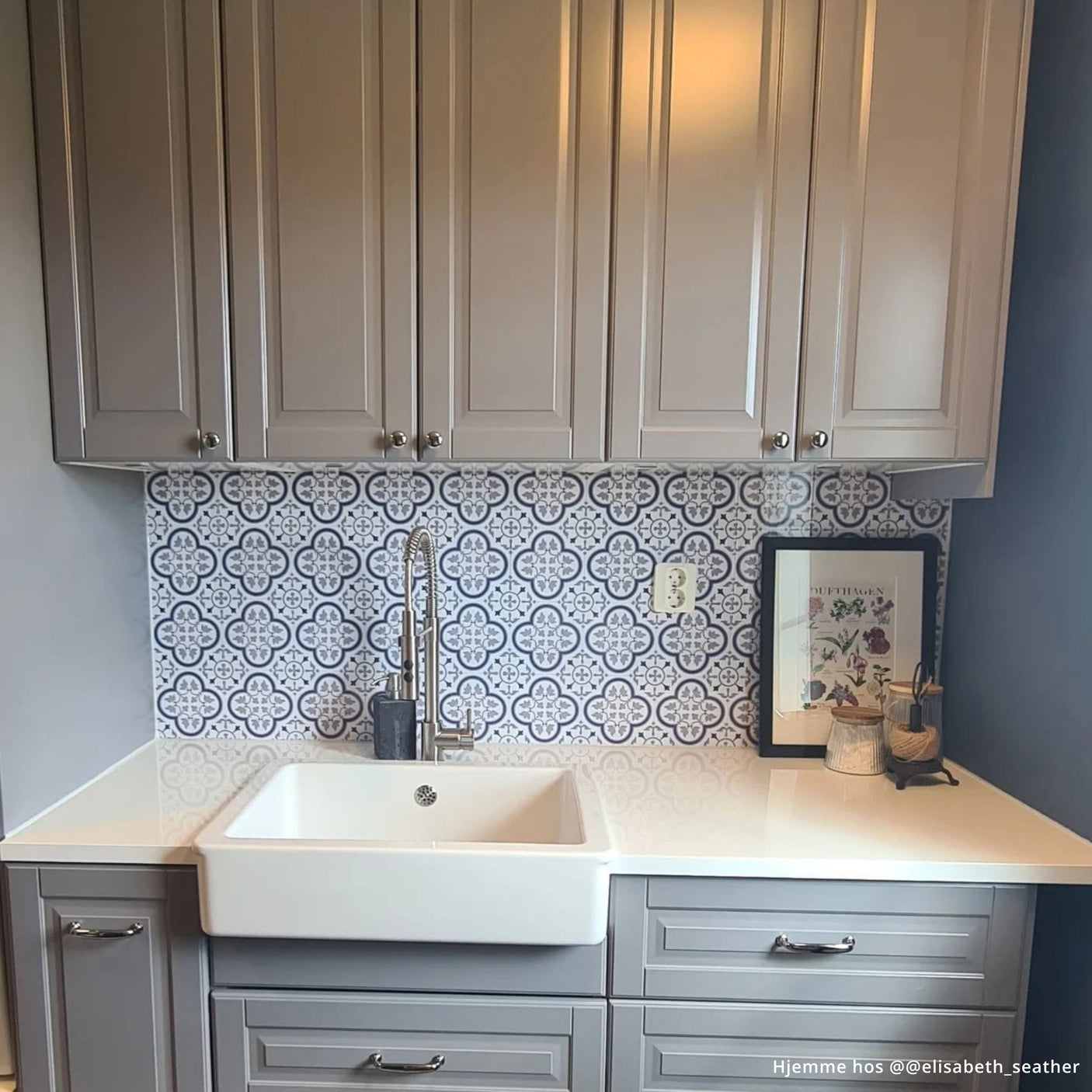 Amanda selvklebende veggfliser