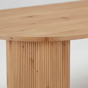 "Kvadratisk foto av Boavista ovalt spisebord natural"
