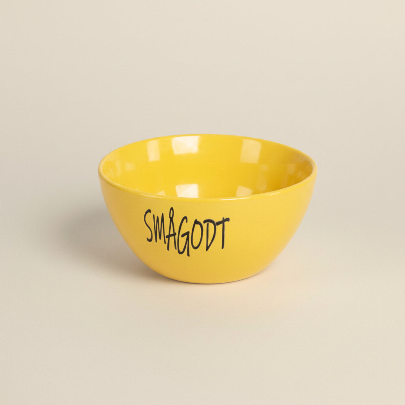 Gul keramikkskål Smågodt 15,5cm - serveringsskål til snacks og godteri