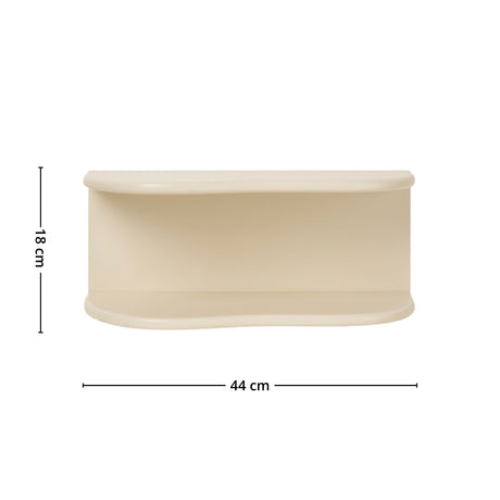 Beige vegghylle Botta i interiørmiljø, plassert over seng med enkel styling og tekstiler