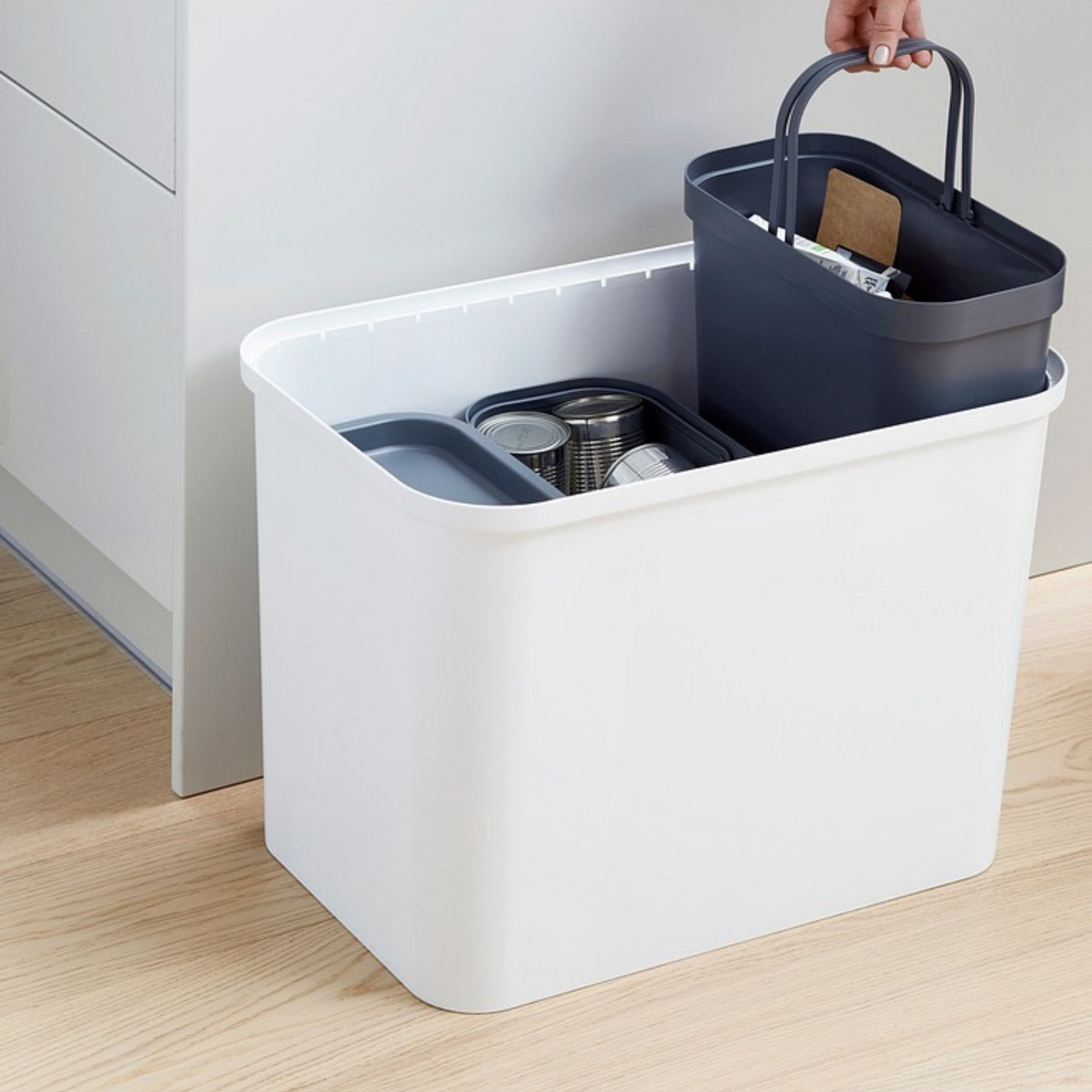 Stor sorteringsbeholder på 76 liter til plast og emballasje