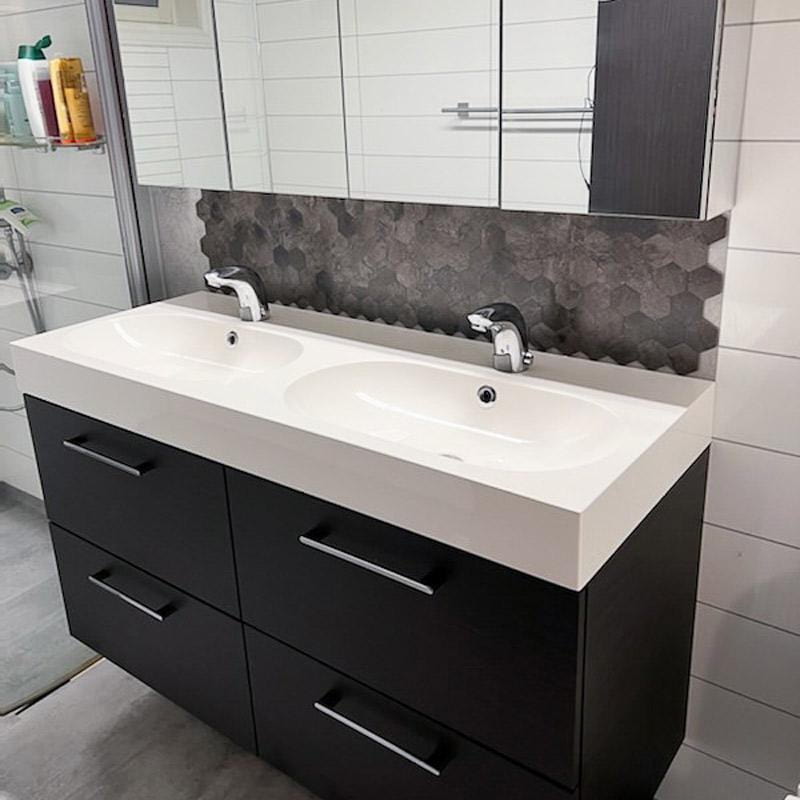 Vareprøve: Hexagon mørkegrå betong selvklebende veggfliser